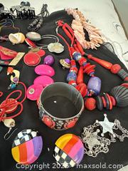 MaxSold Auction: Jewelry  - Toronto (Ontario, Canada) PARTNER MANAGED Estate Sale Online Auction - Glencairn Avenue