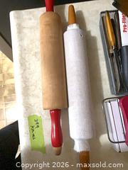 MaxSold Auction: Kitchen cutting utensil and more - Toronto (Ontario, Canada) PARTNER MANAGED Estate Sale Online Auction - Glencairn Avenue