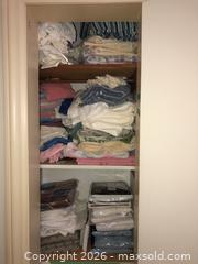 MaxSold Auction: Linens And Towels - Toronto (Ontario, Canada) PARTNER MANAGED Estate Sale Online Auction - Glencairn Avenue