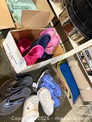 MaxSold Auction: Sandals, plastic bag, mats - Toronto (Ontario, Canada) PARTNER MANAGED Estate Sale Online Auction - Glencairn Avenue