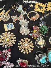 MaxSold Auction: Sherman Jewelry and more  - Toronto (Ontario, Canada) PARTNER MANAGED Estate Sale Online Auction - Glencairn Avenue