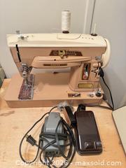 MaxSold Auction: Singer sewing machine and more - Toronto (Ontario, Canada) PARTNER MANAGED Estate Sale Online Auction - Glencairn Avenue