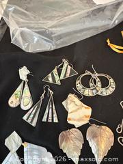 MaxSold Auction: Sterling Silver jewelry, and more - Toronto (Ontario, Canada) PARTNER MANAGED Estate Sale Online Auction - Glencairn Avenue