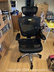 MaxSold Auction: Task/ gaming chair  - Toronto (Ontario, Canada) PARTNER MANAGED Estate Sale Online Auction - Glencairn Avenue