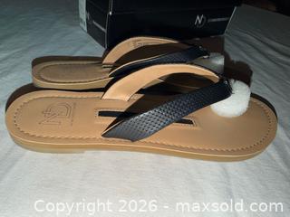 MaxSold Auction: NEW IN BOX NEW DIRECTIONS LADIES SIZE 9.5 BLACK KARSEN   FLIP FLOPS - Warwick Township (Pennsylvania, USA) SELLER MANAGED Estate Sale Online Auction -  Crocker Lane