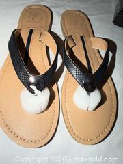 MaxSold Auction: NEW IN BOX NEW DIRECTIONS LADIES SIZE 9.5 BLACK KARSEN   FLIP FLOPS - Warwick Township (Pennsylvania, USA) SELLER MANAGED Estate Sale Online Auction -  Crocker Lane