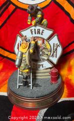 MaxSold Auction: Courage Under Fire Bradford Exchange Plate # C1951 - Wheatland (New York, USA) SELLER MANAGED Downsizing Online Auction -  Briarwood Lane