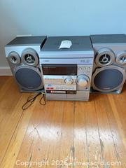 MaxSold Auction: Aiwa CX-ND20G Mini Stereo System w/ 3-Disc CD Changer B - White Rock (British Columbia, Canada) Downsizing Online Auction - Everall Street