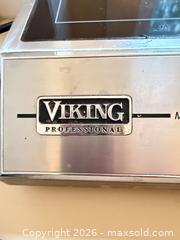 MaxSold Auction: Viking VICC120SS Portable Induction Cooktop A - White Rock (British Columbia, Canada) Downsizing Online Auction - Everall Street