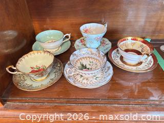 MaxSold Auction: Lot of 5 Vintage China Teacup and Saucer Sets B - Hamilton (Ontario, Canada) Moving Online Auction - Sunning Hill Avenue