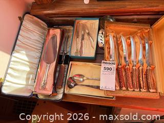 MaxSold Auction: Sheffield Mother-of-Pearl & Antler Handle Cutlery, Serving, Carving B - Hamilton (Ontario, Canada) Moving Online Auction - Sunning Hill Avenue