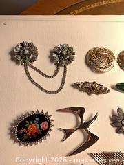 MaxSold Auction: Vintage broochs - Tay Valley (Ontario, Canada) SELLER MANAGED Downsizing Online Auction - Clarchris Road