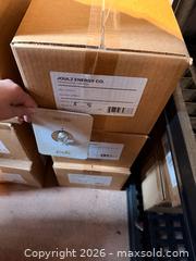 MaxSold Auction: Clear Quartz - Vancouver (British Columbia, Canada) SELLER MANAGED Downsizing Online Auction -  West 6th Avenue