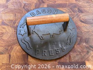 MaxSold Auction: Bellemain Cast Iron Heavy-Duty Non-Stick Bacon Press With Wood Handle - San Jose (California, USA) SELLER MANAGED Estate Sale Online Auction - South 16th Street