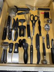 MaxSold Auction: Contents of Kitchen Drawer: Knives, Scissors, & More! - San Jose (California, USA) SELLER MANAGED Estate Sale Online Auction - South 16th Street