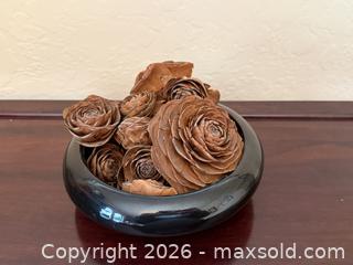 MaxSold Auction: Vintage Cedar Rose Cones in Black Footed Dish - San Jose (California, USA) SELLER MANAGED Estate Sale Online Auction - South 16th Street