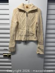 MaxSold Auction: ABERCOMBIE vintage sweater  - Lower Moreland Township (Pennsylvania, USA) SELLER MANAGED Downsizing Online Auction - Huntingdon Pike