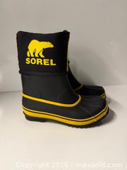 MaxSold Auction: SOREL boots  - Lower Moreland Township (Pennsylvania, USA) SELLER MANAGED Downsizing Online Auction - Huntingdon Pike