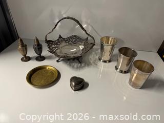 MaxSold Auction: Tableware  - Lower Moreland Township (Pennsylvania, USA) SELLER MANAGED Downsizing Online Auction - Huntingdon Pike