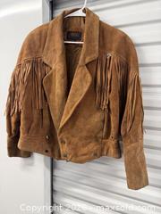 MaxSold Auction: Vintage coat  - Lower Moreland Township (Pennsylvania, USA) SELLER MANAGED Downsizing Online Auction - Huntingdon Pike