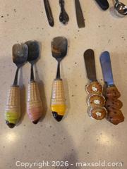 MaxSold Auction: 12-Piece Assorted Small Serving Utensils Set - Saanich (British Columbia, Canada) PARTNER MANAGED Downsizing Online Auction - Gordon Point Drive