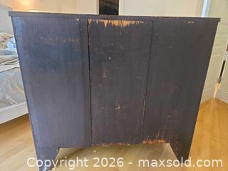 MaxSold Auction: Antique Solid Wood 5-Drawer Dresser - Saanich (British Columbia, Canada) PARTNER MANAGED Downsizing Online Auction - Gordon Point Drive