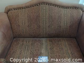 MaxSold Auction: Concordian Leather and Upholstery Chesterfield / Loveseat - Saanich (British Columbia, Canada) PARTNER MANAGED Downsizing Online Auction - Gordon Point Drive