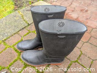 MaxSold Auction: Gardening Pots and Tools - Saanich (British Columbia, Canada) PARTNER MANAGED Downsizing Online Auction - Gordon Point Drive
