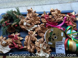 MaxSold Auction: Holiday Decorations and Lights - Saanich (British Columbia, Canada) PARTNER MANAGED Downsizing Online Auction - Gordon Point Drive