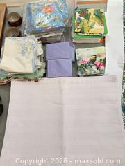MaxSold Auction: Mixed Lot: Linens, Tablecloth, Napkins & Table Accessories - Saanich (British Columbia, Canada) PARTNER MANAGED Downsizing Online Auction - Gordon Point Drive