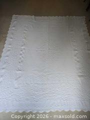 MaxSold Auction: Queen White Scalloped-Edge Quilt - Saanich (British Columbia, Canada) PARTNER MANAGED Downsizing Online Auction - Gordon Point Drive