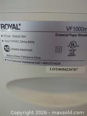 MaxSold Auction: Royal Crosscut Paper Shredder, 8–10 Sheet, CDs - Saanich (British Columbia, Canada) PARTNER MANAGED Downsizing Online Auction - Gordon Point Drive