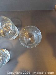 MaxSold Auction: Set of 8 Clear Highball Glasses - Saanich (British Columbia, Canada) PARTNER MANAGED Downsizing Online Auction - Gordon Point Drive