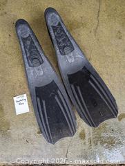 MaxSold Auction: Snorkeling fins - Saanich (British Columbia, Canada) PARTNER MANAGED Downsizing Online Auction - Gordon Point Drive