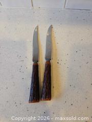 MaxSold Auction: Stainless Steel Steak Cutter Set with Faux Stag Handles - Saanich (British Columbia, Canada) PARTNER MANAGED Downsizing Online Auction - Gordon Point Drive