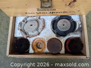 MaxSold Auction: Vintage Shoe shine kit - Saanich (British Columbia, Canada) PARTNER MANAGED Downsizing Online Auction - Gordon Point Drive