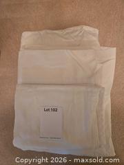 MaxSold Auction: White Queen Bed Sheet Set, 4-Piece Cotton/Poly Blend - Saanich (British Columbia, Canada) PARTNER MANAGED Downsizing Online Auction - Gordon Point Drive