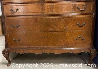 MaxSold Auction: Vintage Wood Dresser with 3 Drawers - Toronto (Ontario, Canada) SELLER MANAGED Moving Online Auction - Kennedy Road (STORAGE)