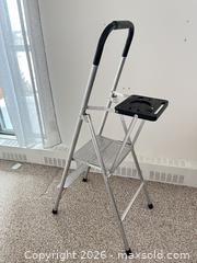 MaxSold Auction: Featherlite Aluminum 2-Step Folding Ladder - Greater Sudbury (Ontario, Canada) PARTNER MANAGED Moving Online Auction - Regent Street (CONDO)