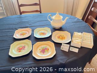 MaxSold Auction: Johnson Bros / Royal Albert Porcelain Teapot, White with Gold Trim - Greater Sudbury (Ontario, Canada) PARTNER MANAGED Moving Online Auction - Regent Street (CONDO)
