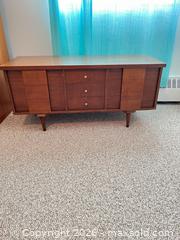 MaxSold Auction: Lane Mid-Century Cedar Blanket Chest, Walnut Tone - Greater Sudbury (Ontario, Canada) PARTNER MANAGED Moving Online Auction - Regent Street (CONDO)