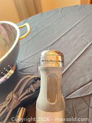 MaxSold Auction: Mixed Kitchen Small Appliances and Bakeware Lot - Greater Sudbury (Ontario, Canada) PARTNER MANAGED Moving Online Auction - Regent Street (CONDO)