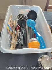 MaxSold Auction: Mixed Kitchen Utensil Lot — Measuring Cups, Whisks, Spatulas - Greater Sudbury (Ontario, Canada) PARTNER MANAGED Moving Online Auction - Regent Street (CONDO)