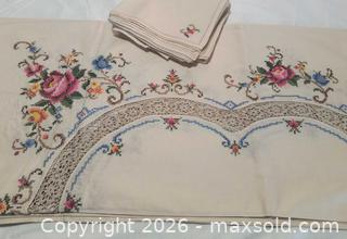 MaxSold Auction: Milan, Italy Hand Embroidered Table Linens - Gloucester (Massachusetts, USA) SELLER MANAGED Downsizing Online Auction -  Fremont Street
