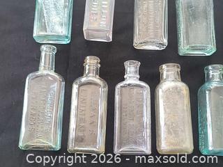MaxSold Auction: Old Bottles - Gloucester (Massachusetts, USA) SELLER MANAGED Downsizing Online Auction -  Fremont Street