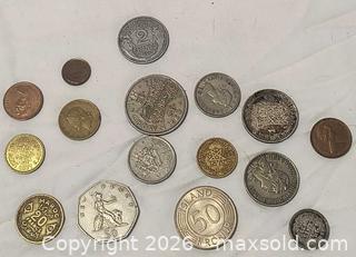 MaxSold Auction: Sealed Baseball Cards and Foreign Coins - Gloucester (Massachusetts, USA) SELLER MANAGED Downsizing Online Auction -  Fremont Street