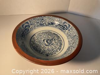 MaxSold Auction: Antique Qing Dynasty Batavian porcelain wash bowl - Ottawa (Ontario, Canada) SELLER MANAGED Downsizing Online Auction - Tall Forest Drive