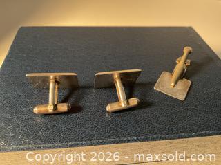 MaxSold Auction: Vintage Sterling and turquoise roadrunner cuff links & tie clip (20.43 grams) - Ottawa (Ontario, Canada) SELLER MANAGED Downsizing Online Auction - Tall Forest Drive