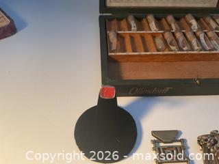 MaxSold Auction: Vintage watch accessory lot - Ottawa (Ontario, Canada) SELLER MANAGED Downsizing Online Auction - Tall Forest Drive
