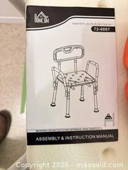 MaxSold Auction: Adult Shower/Commode Chair with Aluminum Frame - Saanich (British Columbia, Canada) PARTNER MANAGED Moving Online Auction - Arbutus Road
